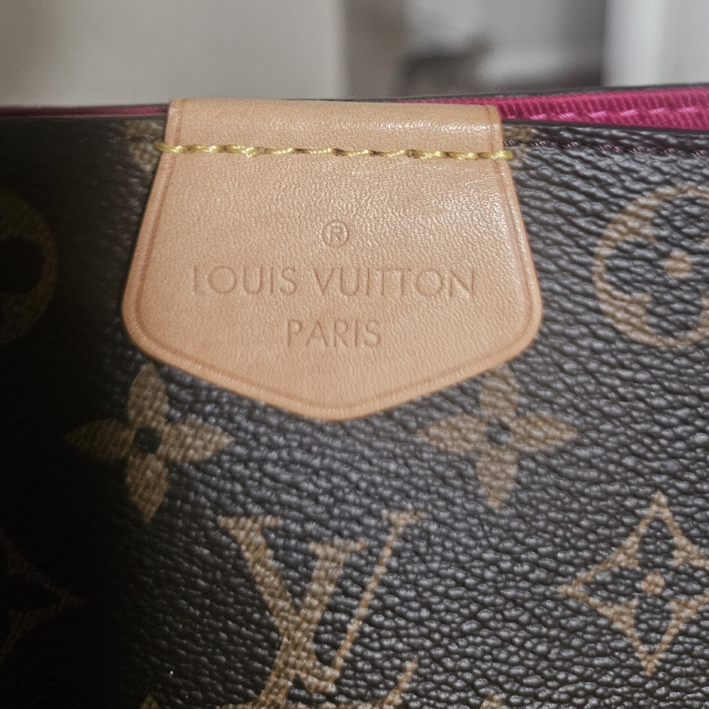 Louis Vuitton Graceful PM With Peony Interior EUC W/Box And Dustbag - Picture 3 of 12